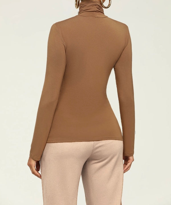+ CLASSIC COMFORT TURTLENECK (CIDER)